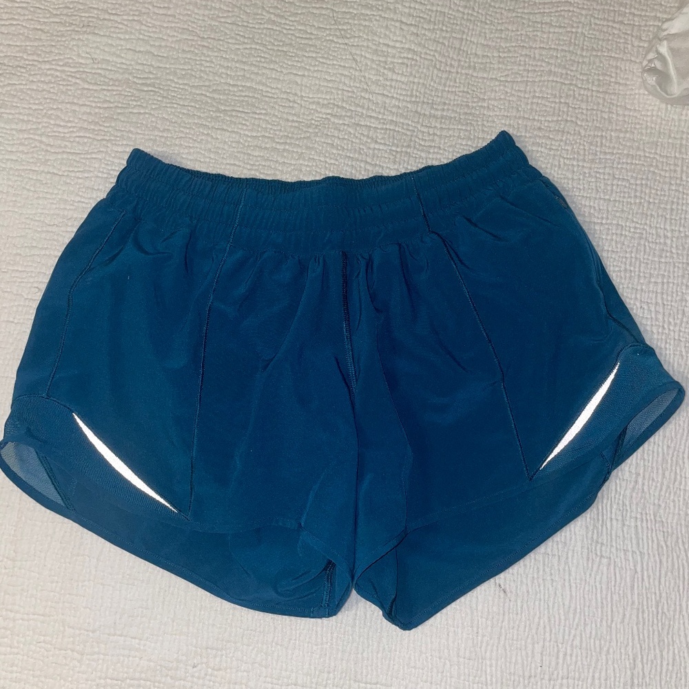 Lululemon Hotty Hot size 6